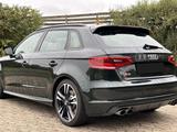 Audi S3 Quattro Sportback S-tronic- Liebhaberstück - Audi S3 mit Benzin-Antrieb: Limousine, Automatik