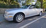 Jaguar XJ6 3 Liter - - Jaguar XJ6 mit Benzin-Antrieb: Automatik