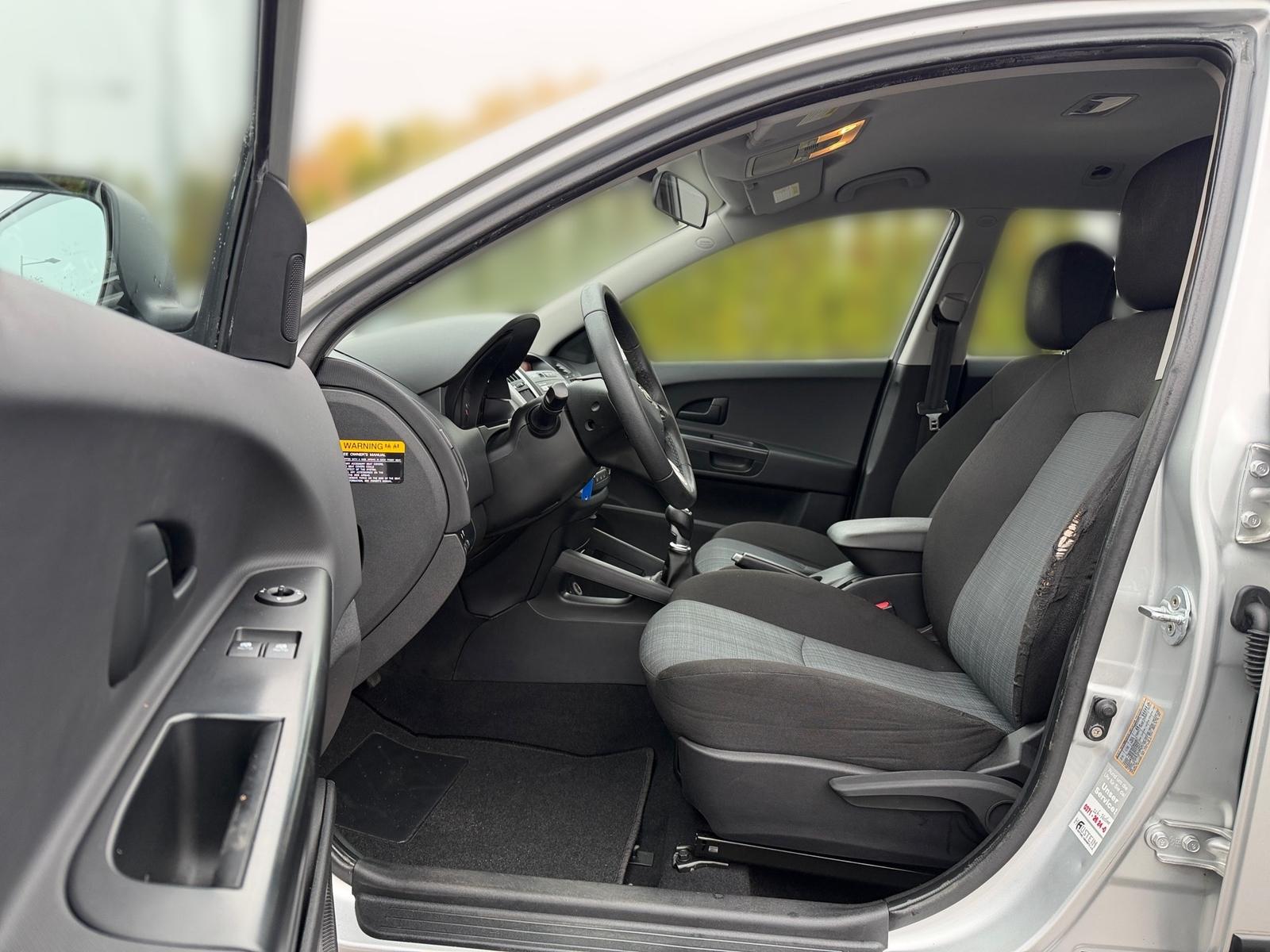 Kia cee'd 2013 — photo 10