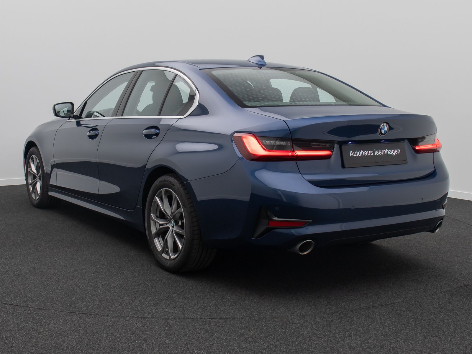 Fahrzeugabbildung BMW 320i Sport Line DAB HiFi CockPitPr Lenkrhz Alarm