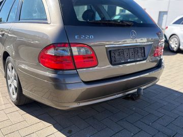 Mercedes E 220 - 10