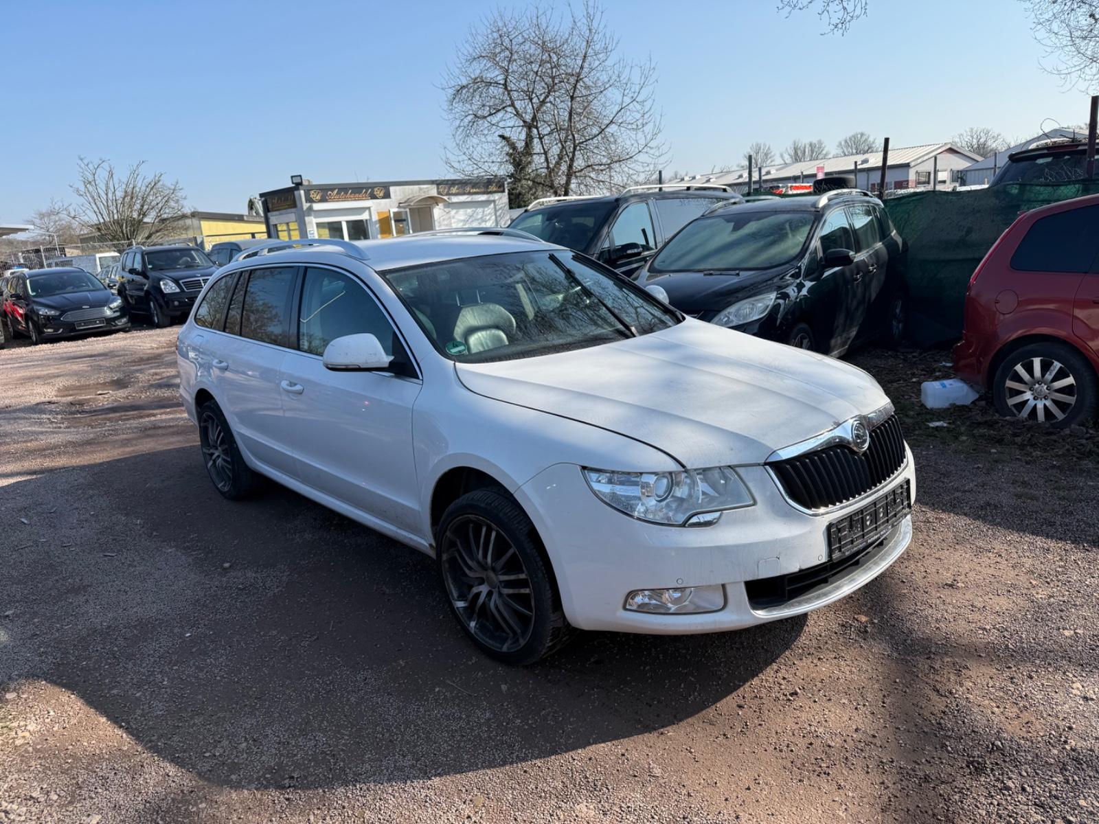 Skoda Superb Combi Ambition 4x4 170 PS NAVI EURO 5