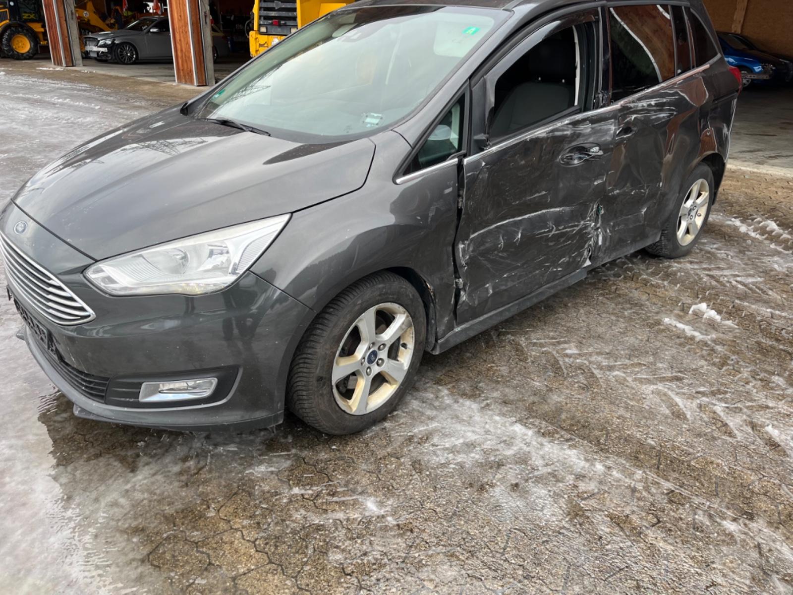Ford Grand C-Max Grand C-MAX Titanium