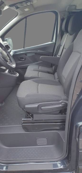 Fahrzeugabbildung Renault TRAFIC Lkw Doppelkabine Komfort L2H1 3,0t Blue d