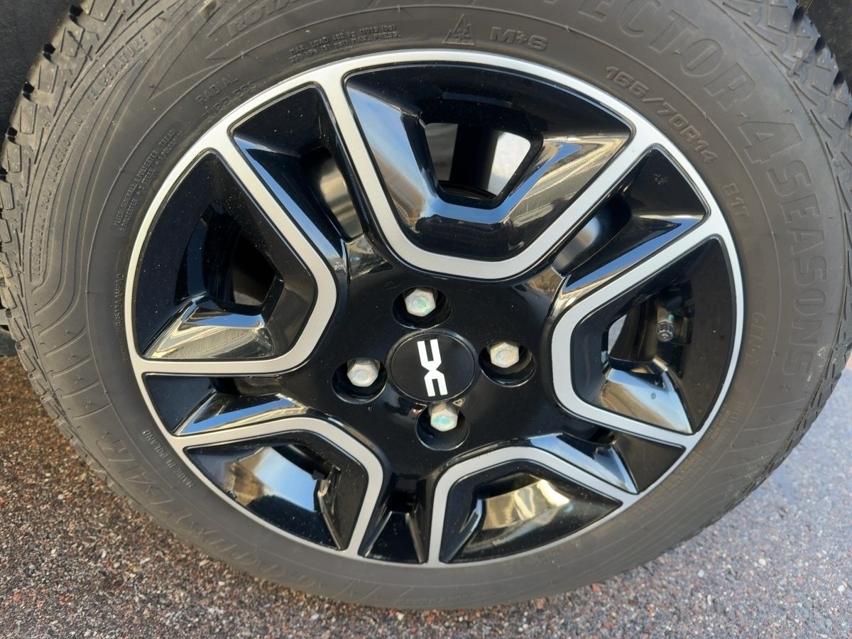 Fahrzeugabbildung Dacia Spring Essential 45 CCS CCS