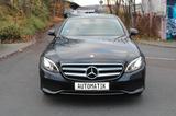 Mercedes-Benz E 200 Limousine Navi Leder Kamera PDC - Mercedes-Benz E 200 mit Benzin-Antrieb: Limousine