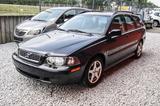 Volvo V40 1.8i KLIMA XENONLICHT 2.HAND GEPFLEGT - gebrauchte Volvo V40 aus dem Jahr 2003
