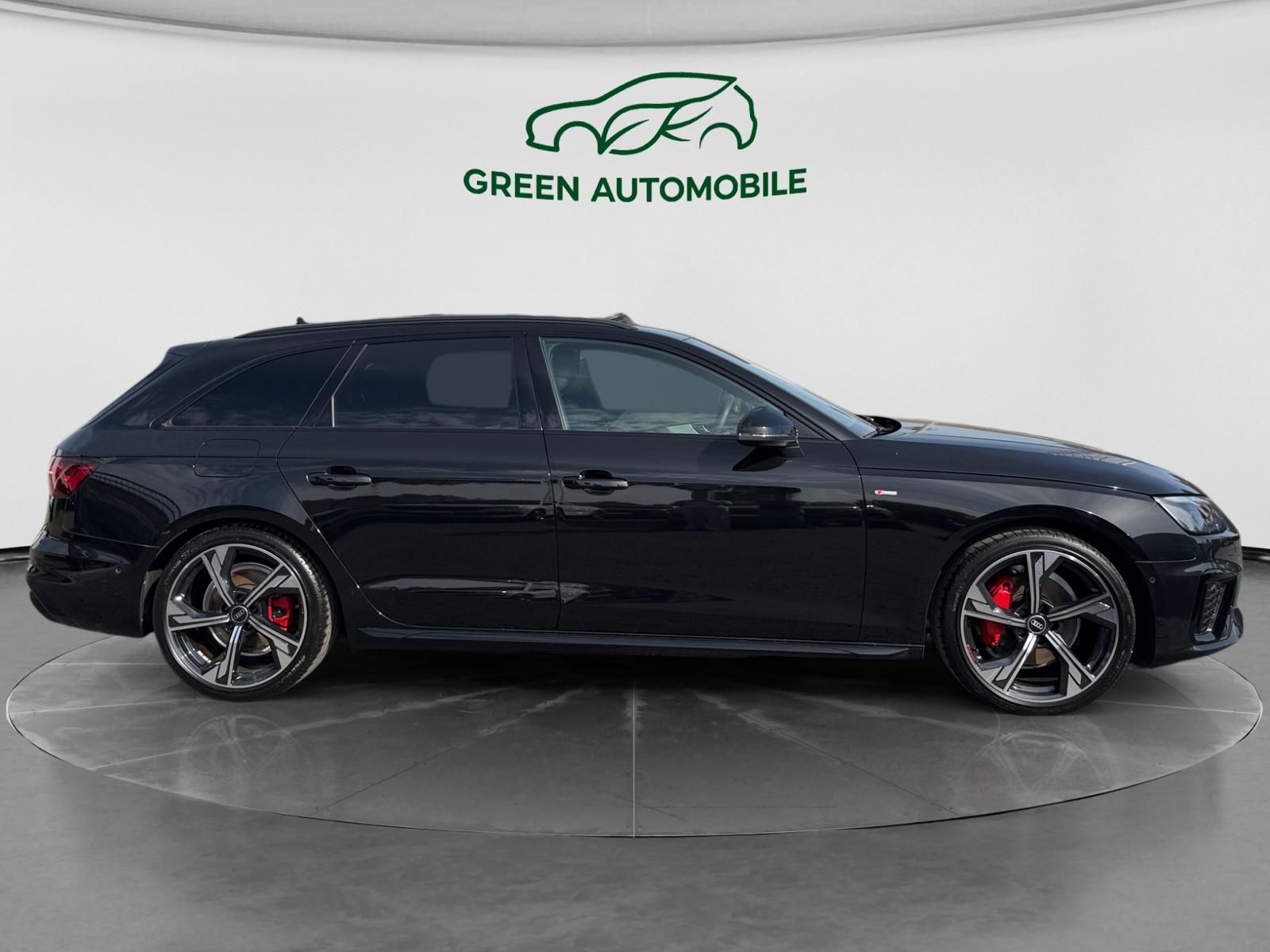 Audi A4 Avant 40 TFSI S line Competition Pano AHK Na foto 4