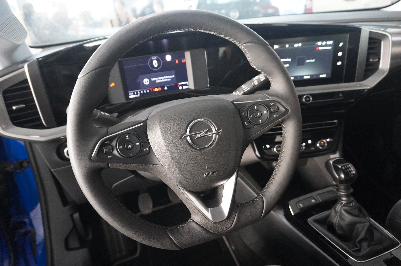 Fahrzeugabbildung Opel Mokka ELEGANCE 1.2T NAVI/LED/KAMERA/SPORT/SH/DAB