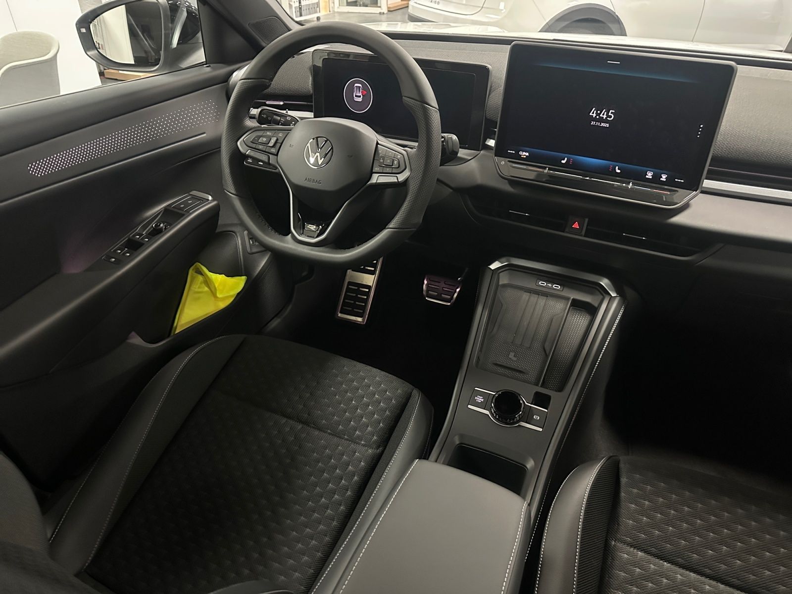 Volkswagen T-Roc - Bild 13