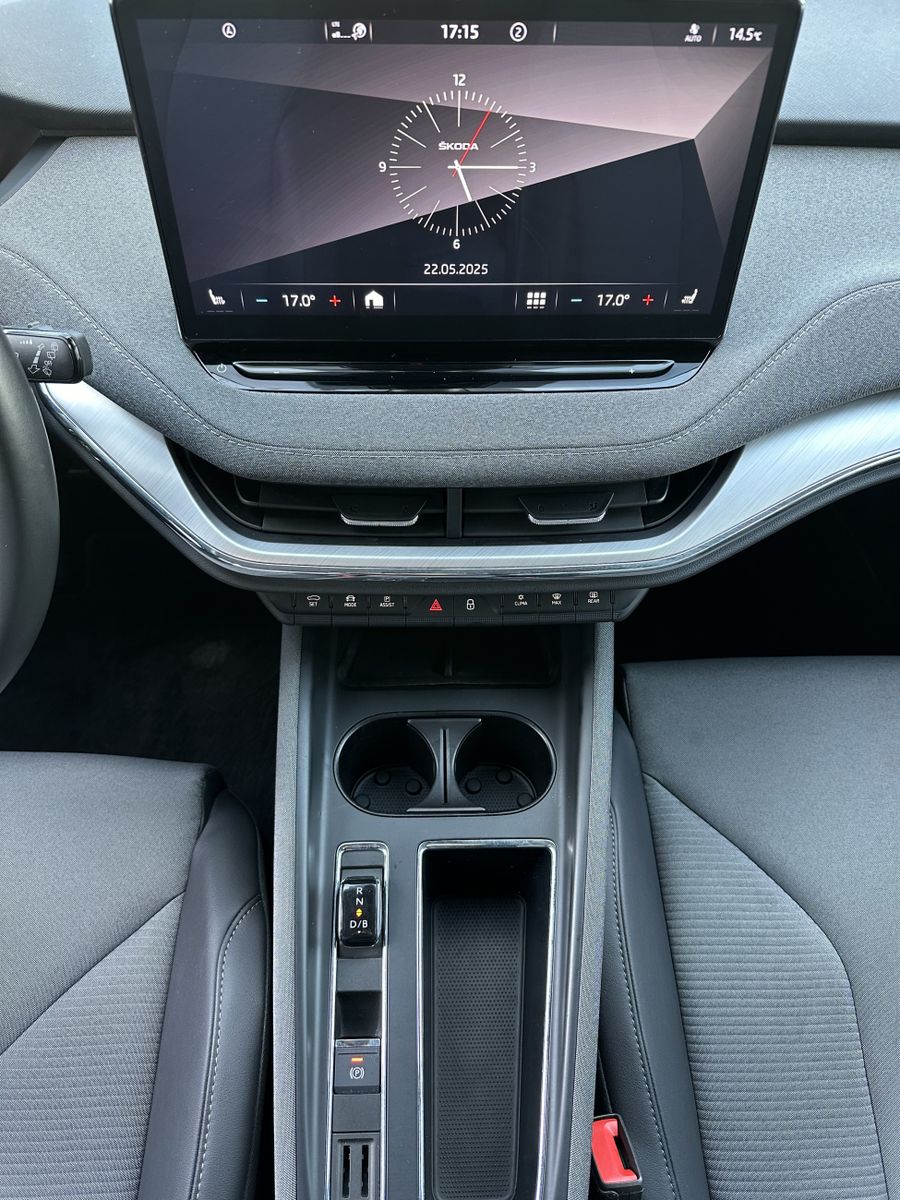 Fahrzeugabbildung SKODA Enyaq 80 Loft NAV+LED+ACC+VCOCKPIT+CARPLAY+20ZO