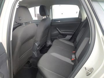Volkswagen Polo - 9