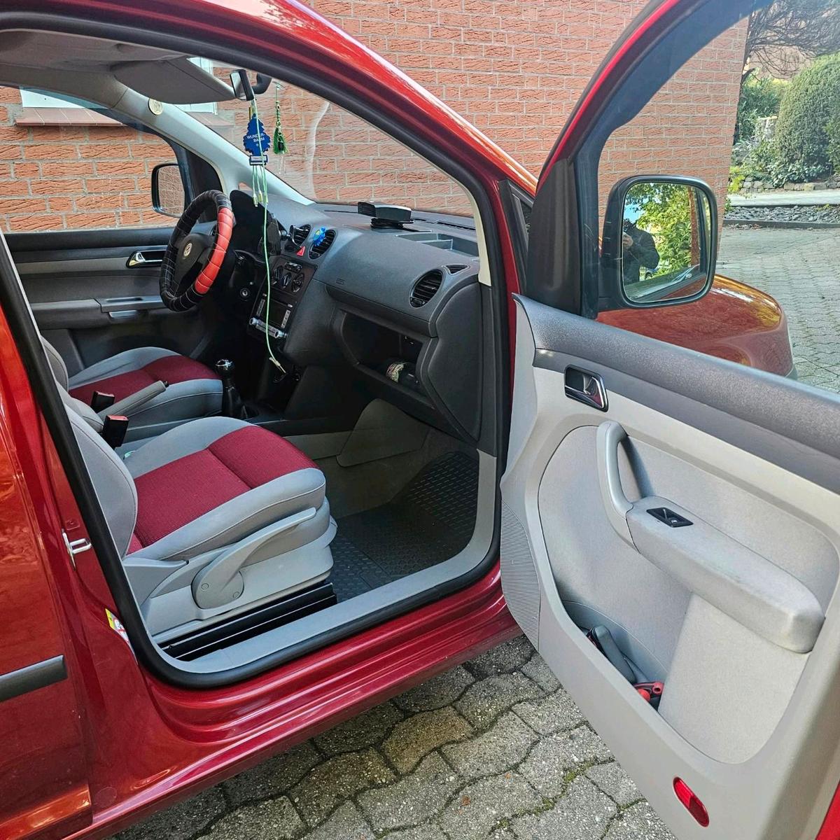 Volkswagen Caddy 2006 — photo 9