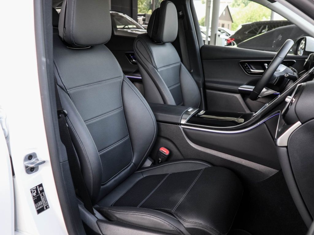 Mercedes-Benz GLC 300 de 4M Avantgarde/Pano/AHK/360/Distr/Memo foto 7