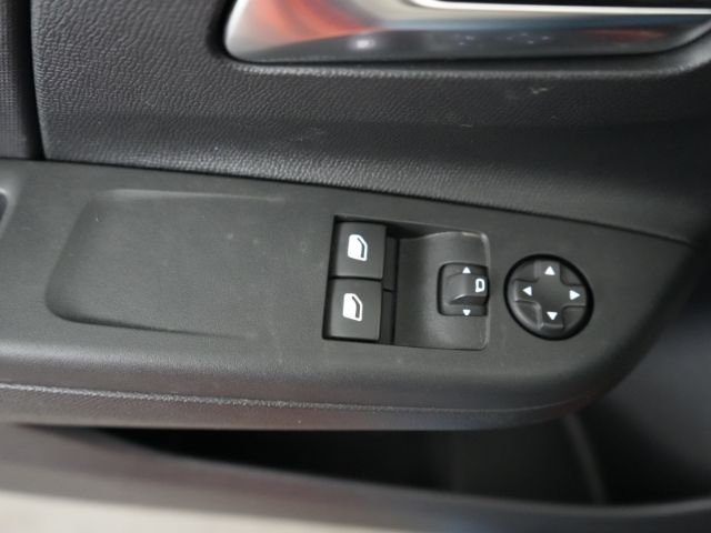 Corsa-e F EDITION 50kWH AT+RÜCKFAHRKAMERA+SITZHE