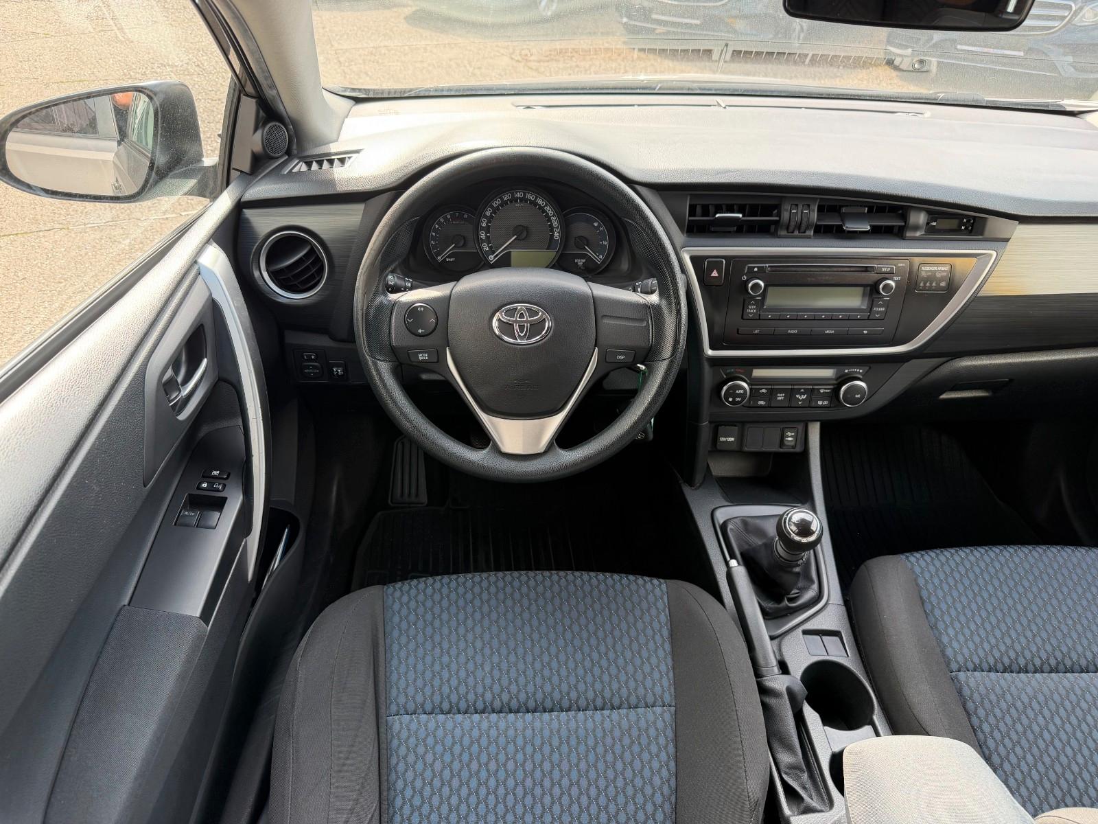 Toyota Auris Cool aus 2.Hand