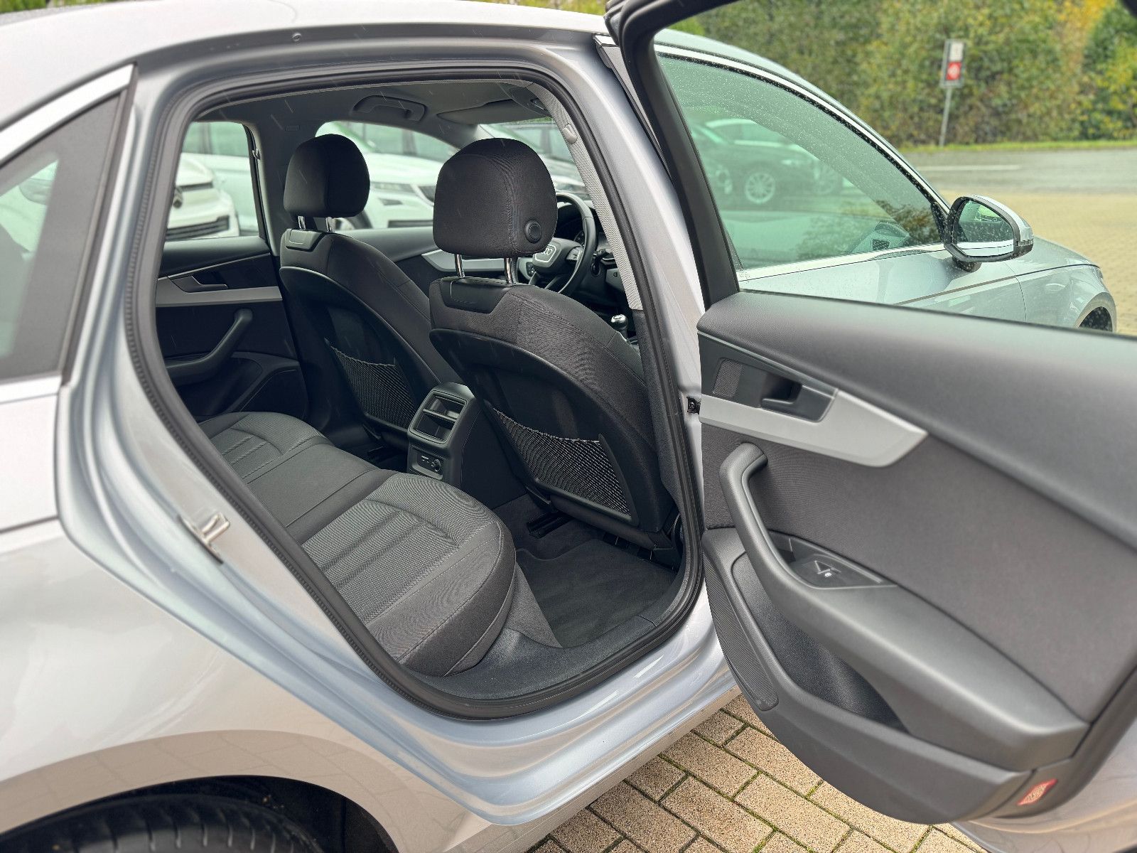 AUDI A4, 2018, Benzin, 150 PS