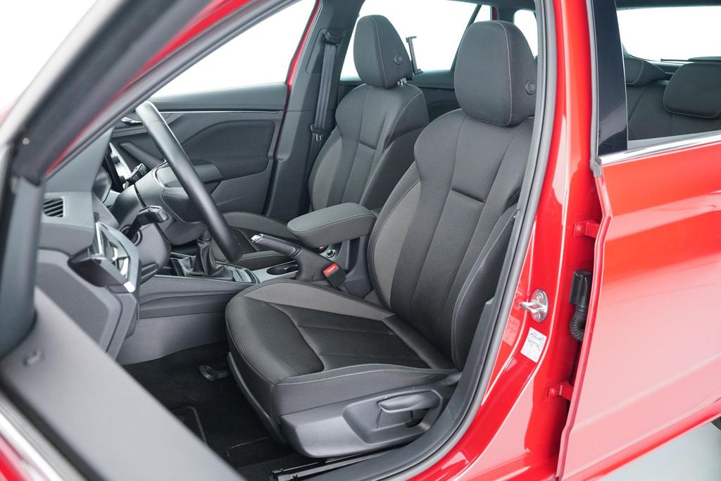 Skoda Kamiq 2022 г. Красный, пробег 59013 км