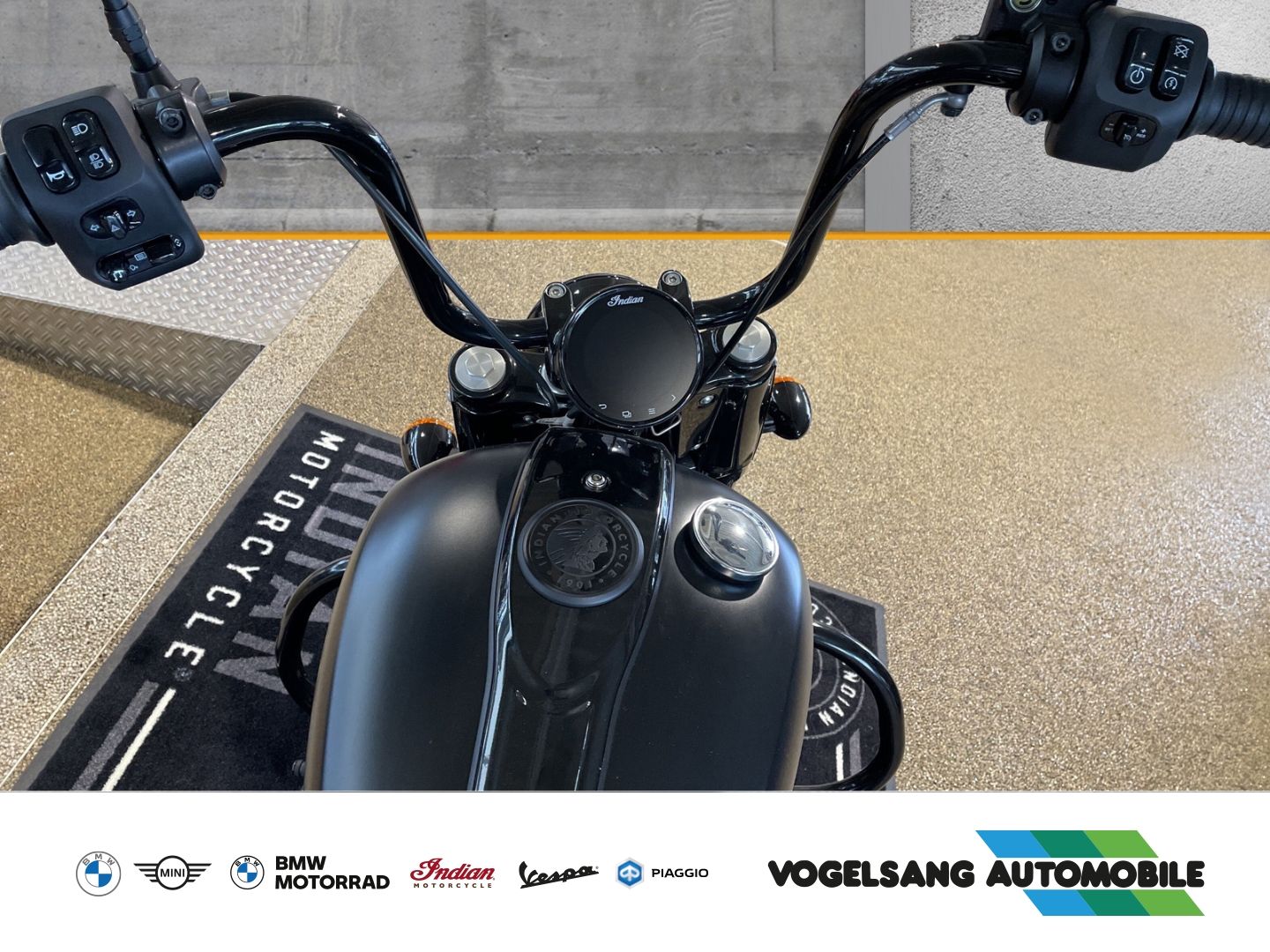 Fahrzeugabbildung Indian Chief Bobber Ape-Lenker, Sturzbügel, Gepäckträge