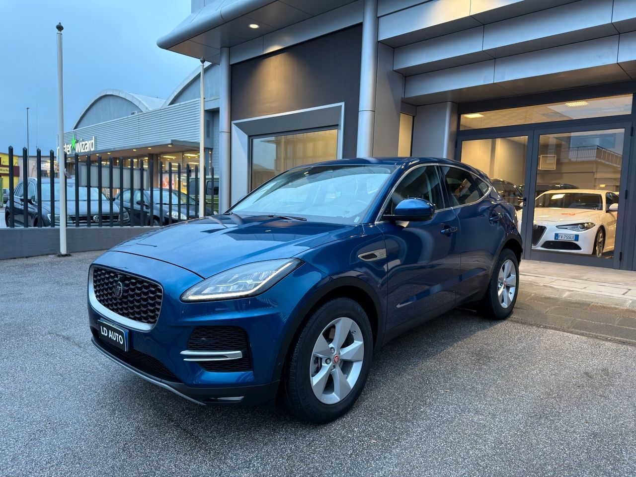 JAGUAR E-Pace