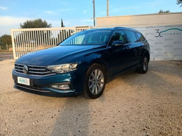 Volkswagen Passat - 3