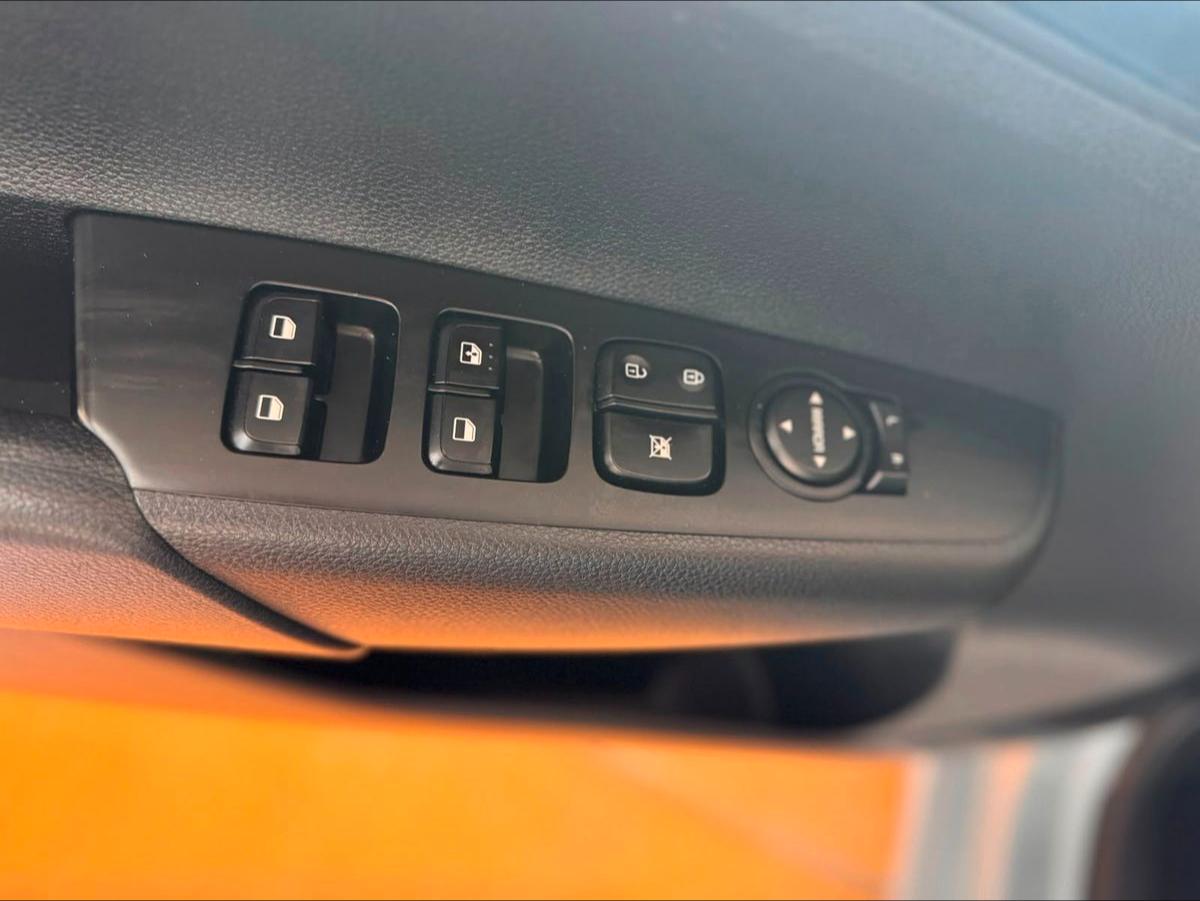 Kia Picanto Edition 7 - 1. Hand / Kia Scheckheft