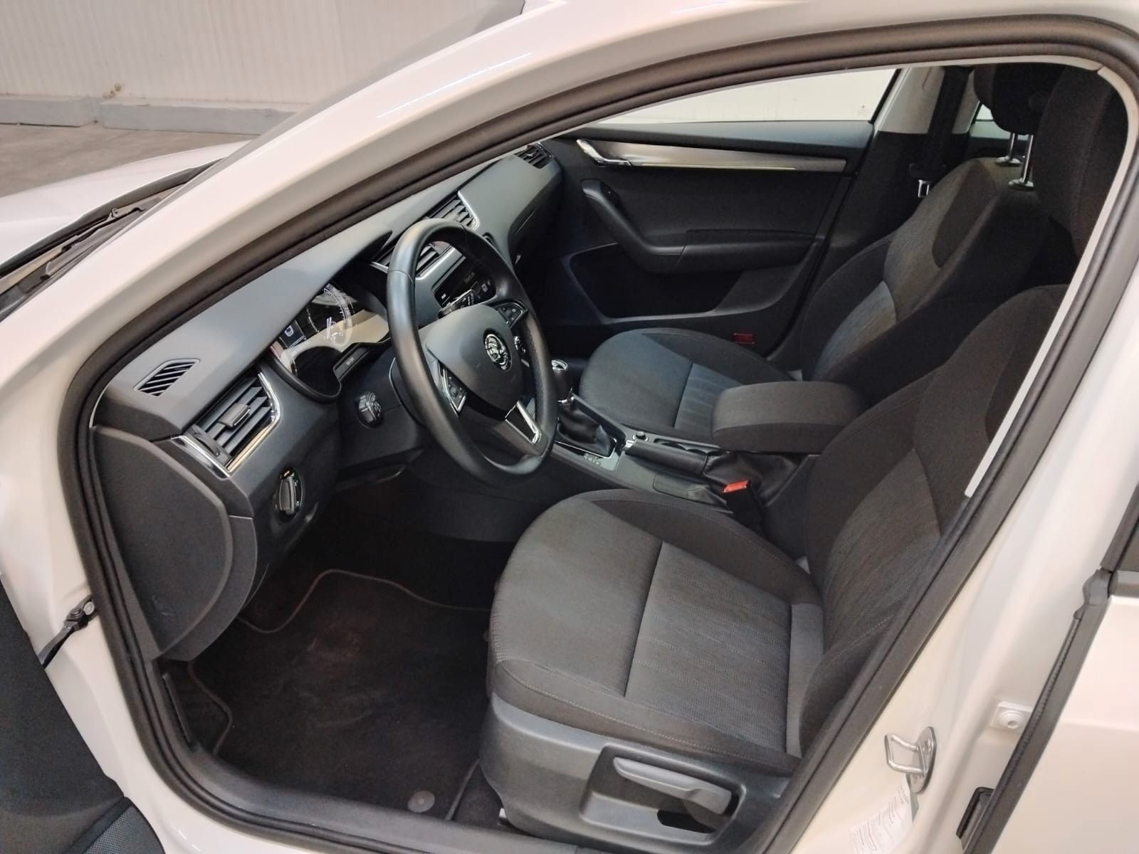 Skoda Octavia (08/2019, Benzin)