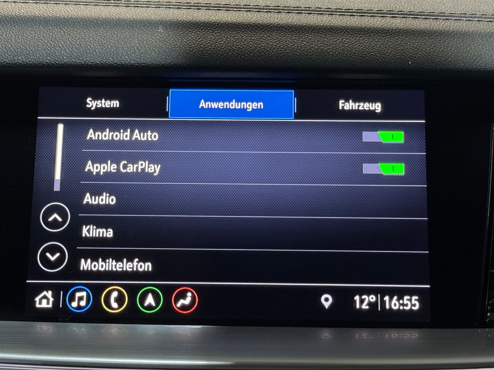 Fahrzeugabbildung Opel Insignia B Sports Tourer GSi 4X4 OPC PERFORMANCE