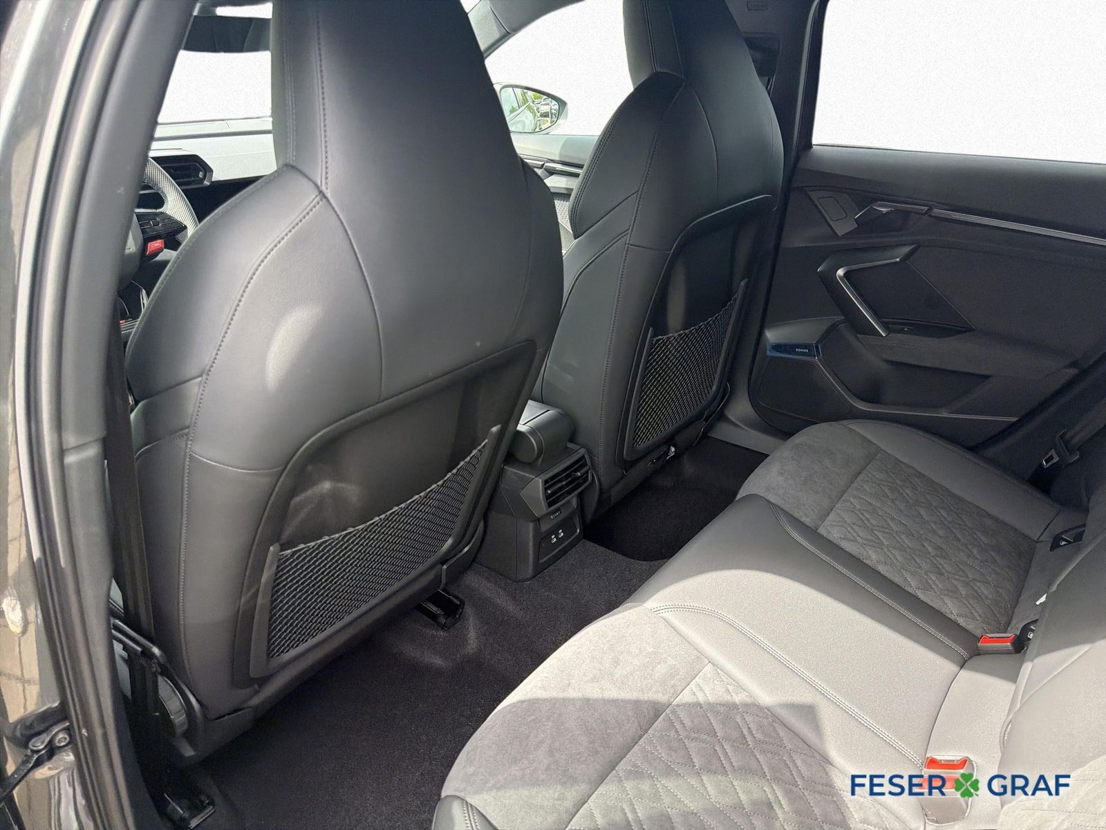 Audi RS3 - Bild 12