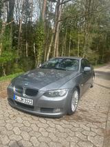 BMW E92 320d Coupe - BMW 320 aus 2010: Coupe, 320d