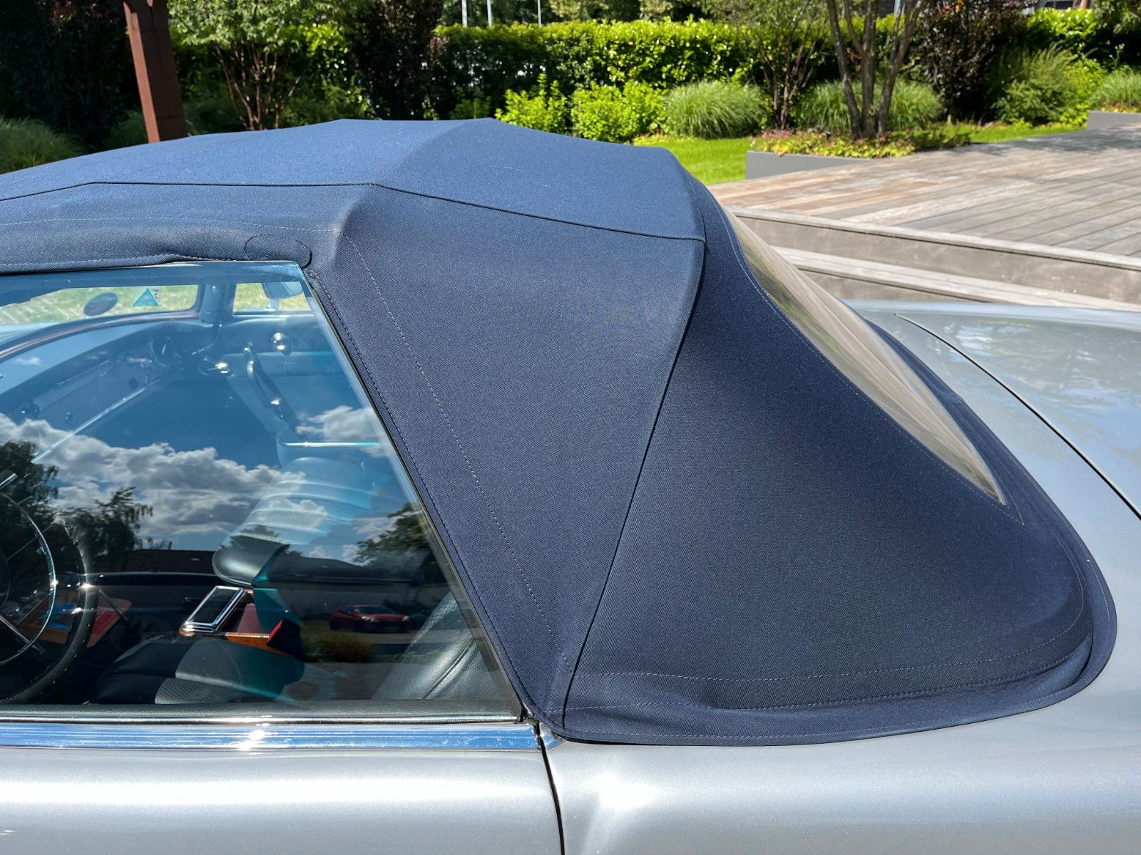Fahrzeugabbildung Mercedes-Benz 230 SL