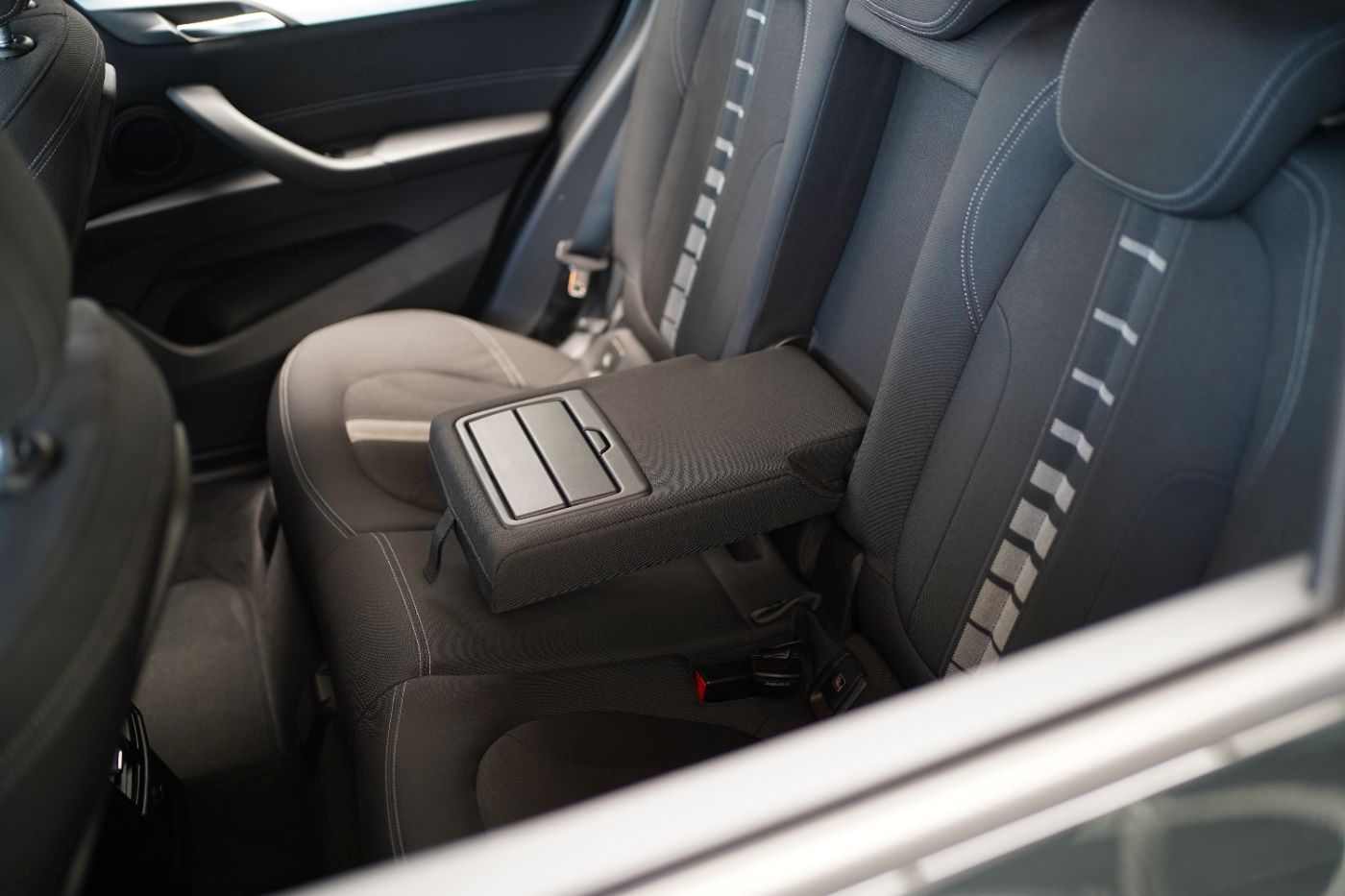 Fahrzeugabbildung BMW X1 20i Advantage +Navi+Parkassist+DrivingAssist+
