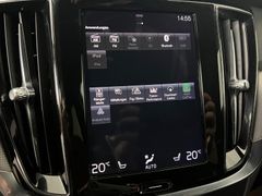 VOLVO V60 R Design / 310PS / NUR 96.tKM / 2.HD / HK / VOLVO V60 R Design / 310PS / NUR 96.tKM / 2.HD / HK /
