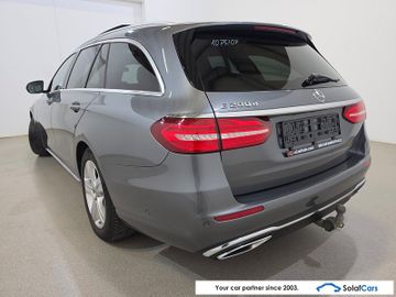 Mercedes E 200 - 6