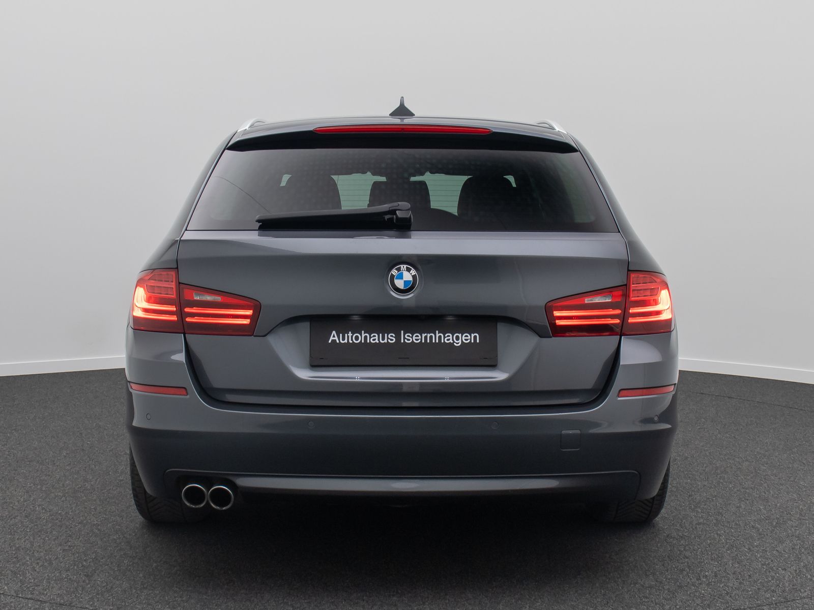 Fahrzeugabbildung BMW 520d  Aut Kamera NaviBusiness HiFi BiXenon Leder
