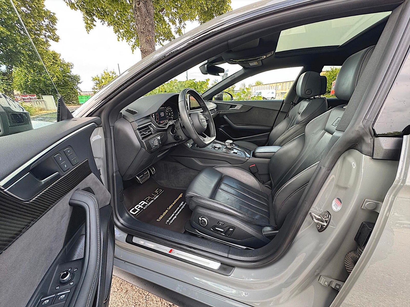 Fahrzeugabbildung Audi A5 40 TFSI S-Line Sport Carbon *ACC*Pano*LED*B&O