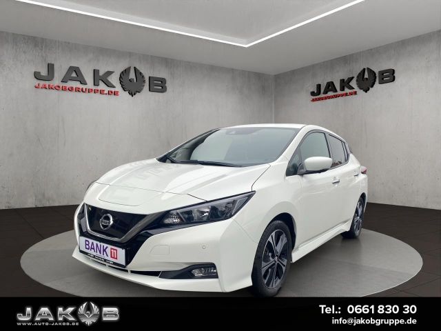 Nissan Leaf N-Connecta 40kWh Batterie + WINTERPAKET ...