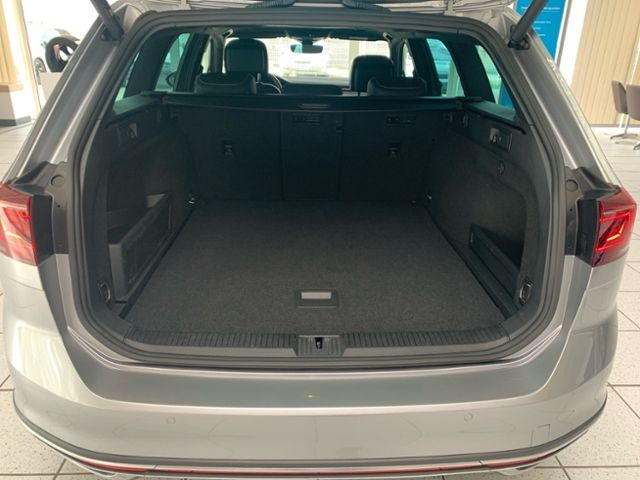 Fahrzeugabbildung Volkswagen Passat Variant 2.0 TDI DSG Alltrack 4MOTION PANO