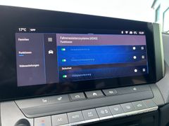 Fahrzeugabbildung Opel Astra L ST 1.2 Business Elegance Autom. LED ACC