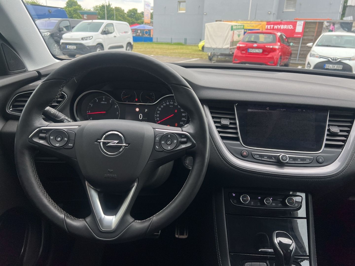 Fahrzeugabbildung Opel Grandland Ultimate 1.2 Turbo Navi Soundsystem 3