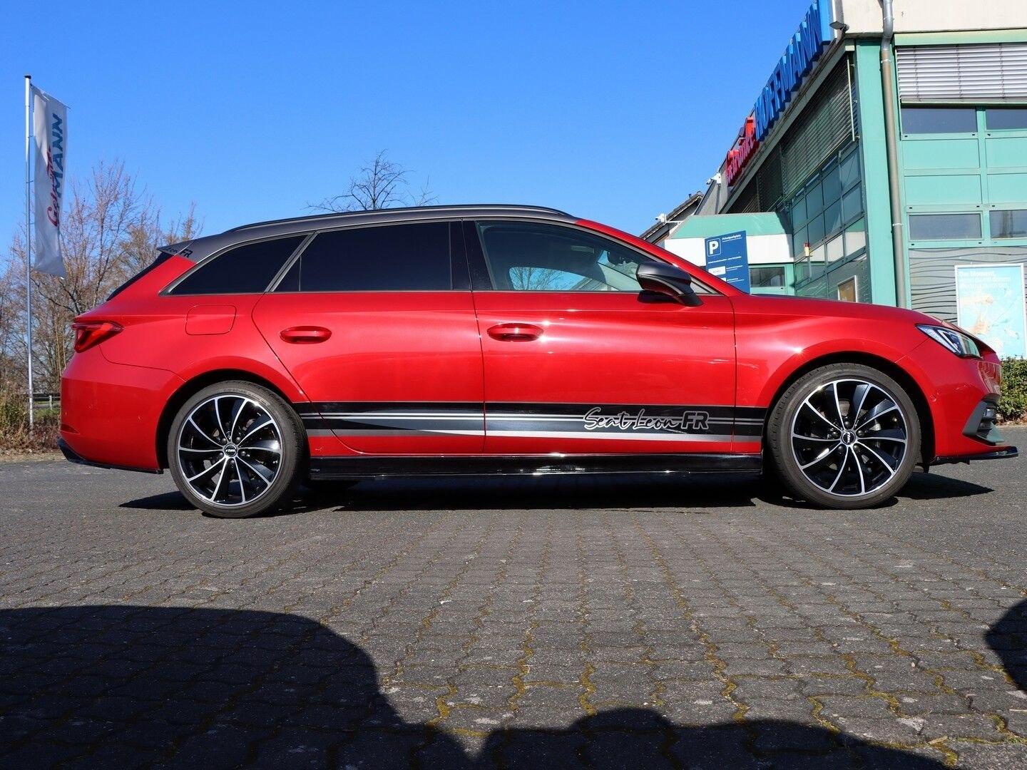 Seat Leon Sportstourer FR LED 17" ACC Lenkrad heizbar