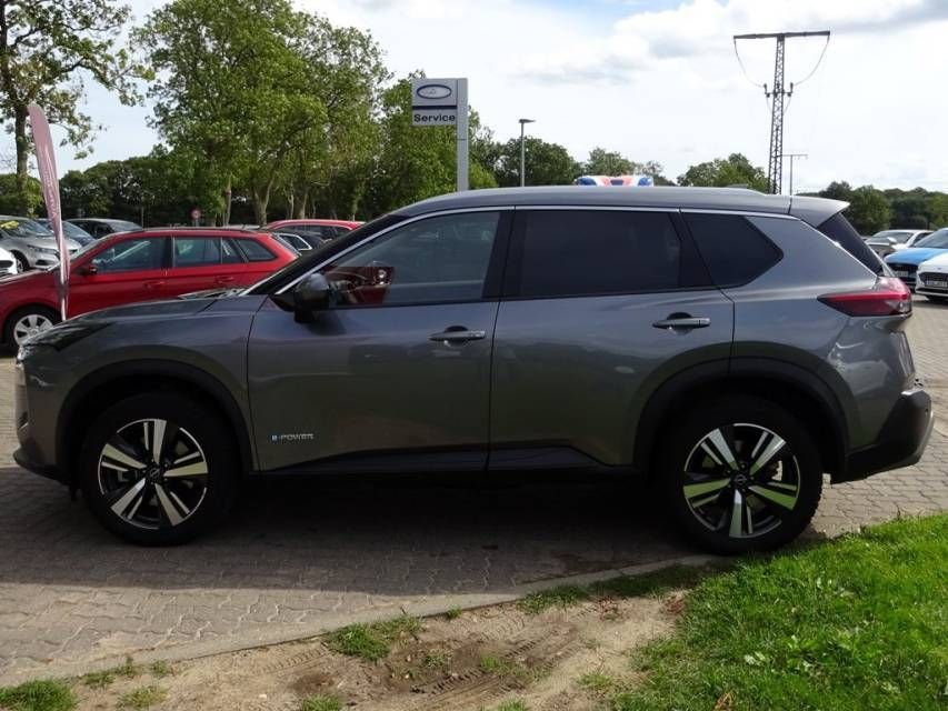 Fahrzeugabbildung Nissan X-Trail 1,5 VC-T e-Power N-Connecta 4*4