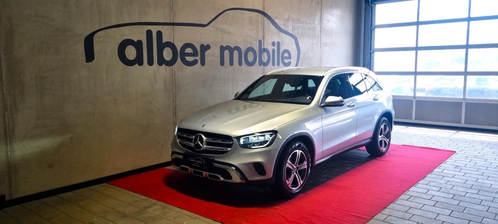 MERCEDES-BENZ GLC 220 d 4Matic Business LED ACC TOT Spur AHK
