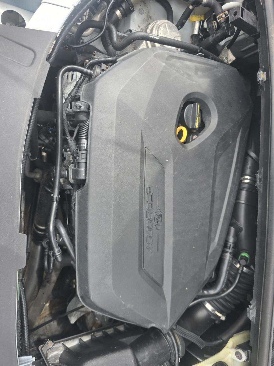 Ford Galaxy 2011 — photo 11
