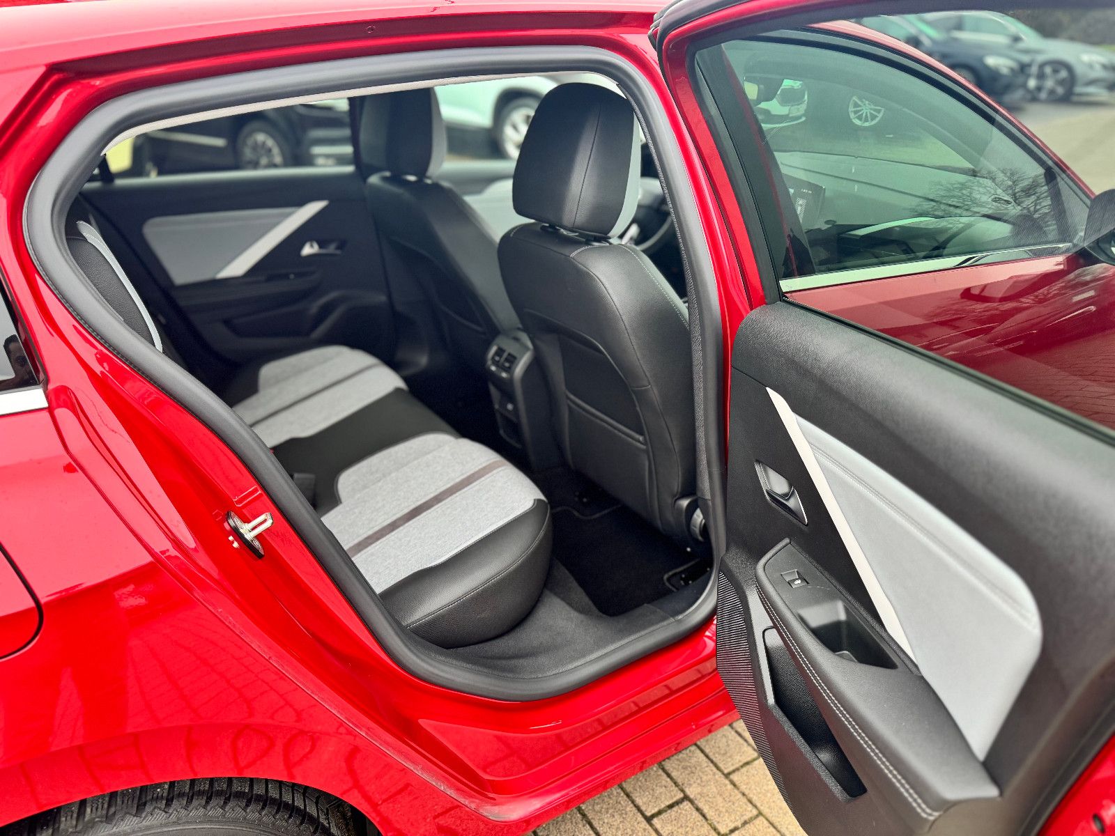 OPEL Astra, 2023, Benzin, 110 PS