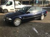 BMW E46 316i Benziner - BMW 316 aus 2001: 316i