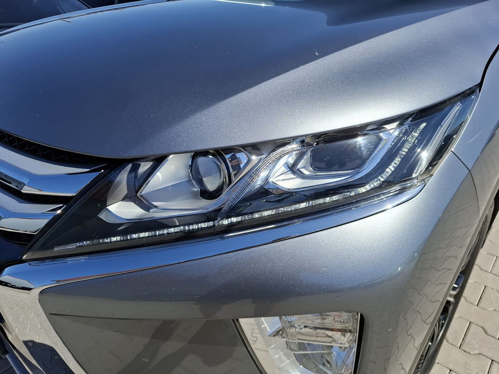Fahrzeugabbildung Mitsubishi Eclipse Cross 1.5 Plus KAMERA*TEMP*KLIMA*SHZ*APP