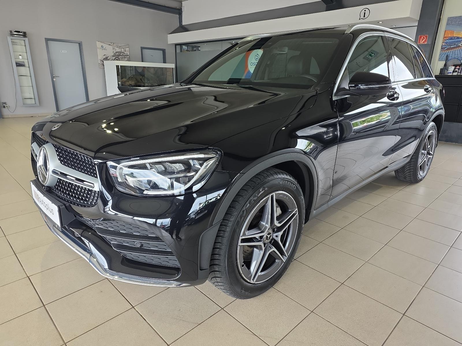 Mercedes-Benz GLC 300 4Matic FACELIFT 2x AMG Line Kamera LED