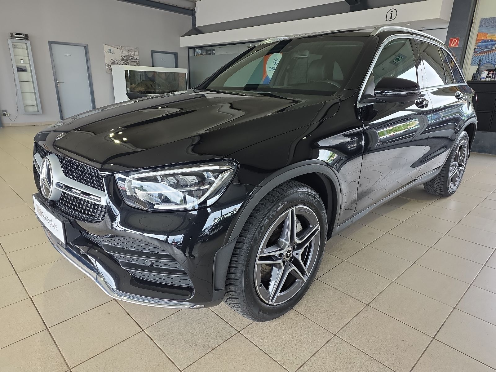MERCEDES-BENZ GLC 300 4Matic FACELIFT 2x AMG Line Kamera LED