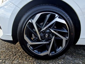 Hyundai i20 1.0 T-GDI Intro Edition (100PS) CarPlay